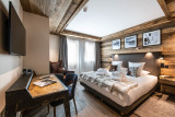 5*hotel apartment in courchevel moriond along the ski slope OSC