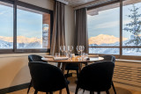 restaurant-table-hotel-courchevel-vue-montagne