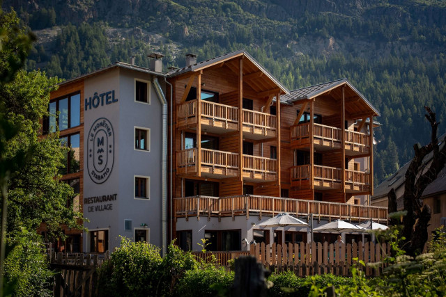 hotel-le-monetier-serre-chevalier-oxygene-ski-collection
