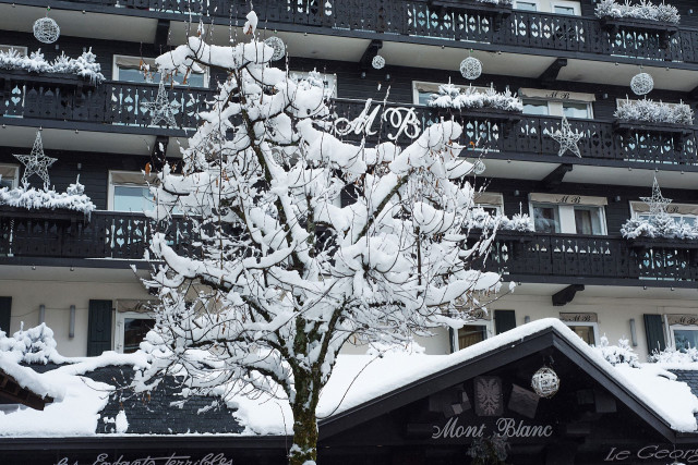 exterieur-sibuet-mtblanc-hotel-station-megeve-neige-ski