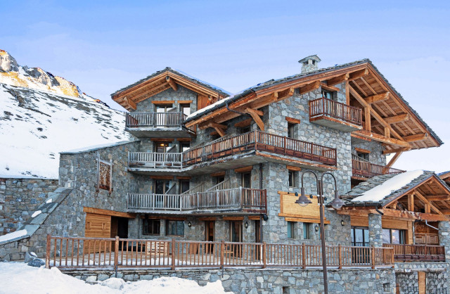 hotel-l-aigle-du-montana-tignes-le-lac-pied-des-pistes-oxygene-ski-collection