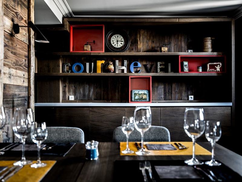 Courchevel-hotel-3-vallees-restaurant-oxygene-ski-collection