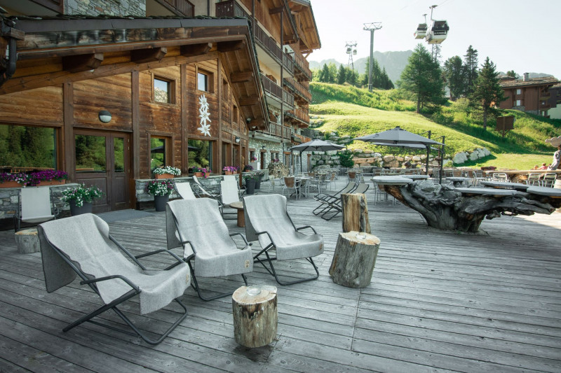 room-hotel-carlina-la-plagne-hiver-ski-in-ski-out-oxygene-ski-collection