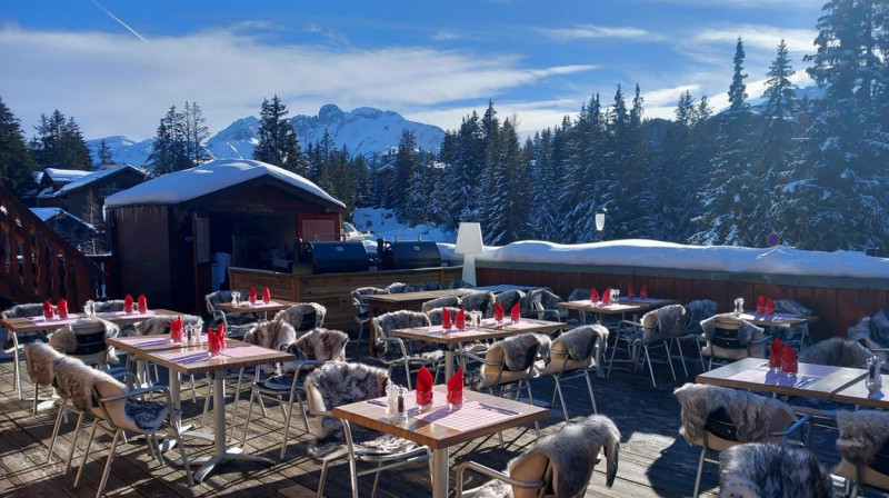 hotel-new-solarium-courchevel-pied-des-pistes-oxygene-ski-collection