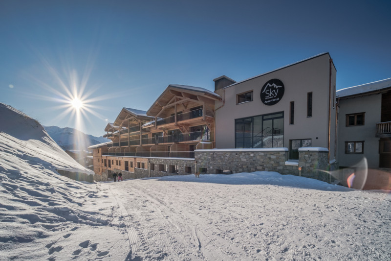 SKY high standing ski-in ski-out residence appartements to rent in la rosière OSC 