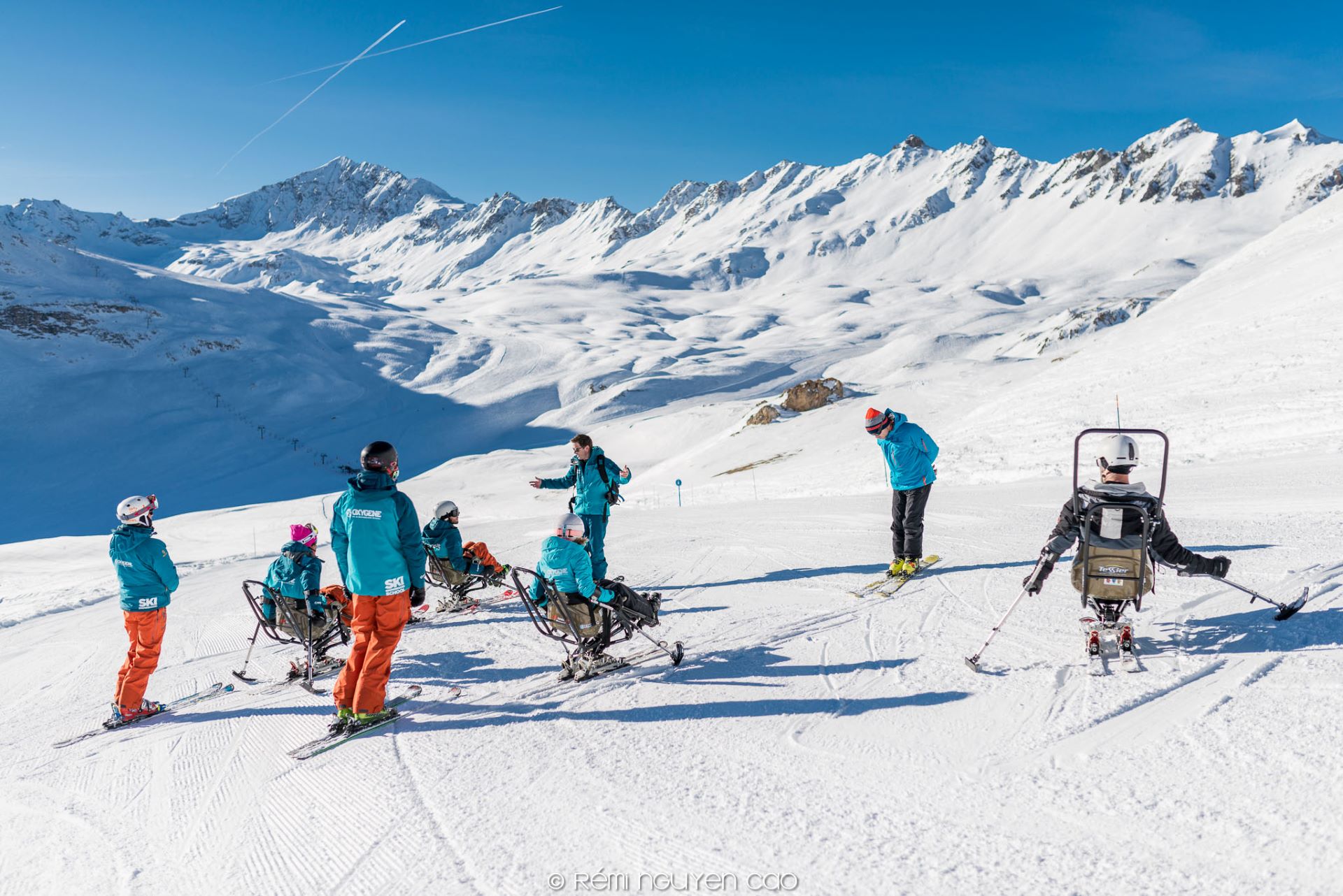 Cours-ski-siege-handiski-station-montagne-oxygene-ski-collection