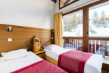 apartment-five-room-twelve-people-ski-in-ski-out-la-plagne-oxygene-ski-collection
