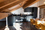 location-appartement-dix-personnes-residence-falcon-lodge-meribel-oxygene-ski-collection