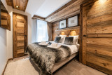 silverstone penthouse-4-bedrooms 8 people ski-in ski-out-val-d-isere-OSC