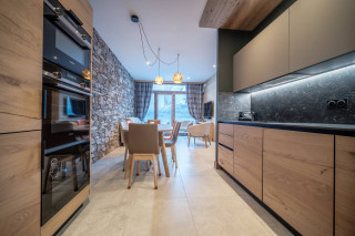 location-apartment-six-people-yeti-tignes-val-claret-close-to-the-slopes-oxygene-ski-collection