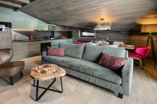 rental-apartment-val-isere-village-montana-chalet-izia-3-bedrooms-6-people-fireplace-OSC