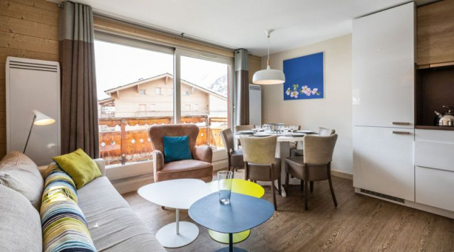 apartment-four-room-six-people-ski-in-ski-out-val-disere-oxygene-ski-collection