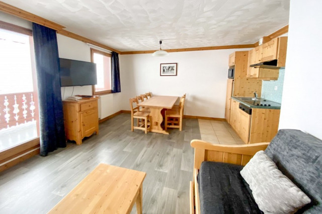 rental-appartment-les-menuires-adonis-chalet-3-rooms-7-people-OSC