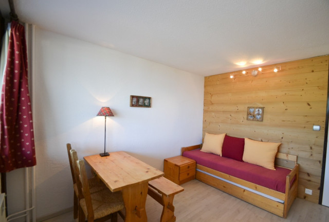 Studio for 2 people in Plagne Centre, near the slopes and shops, OSC