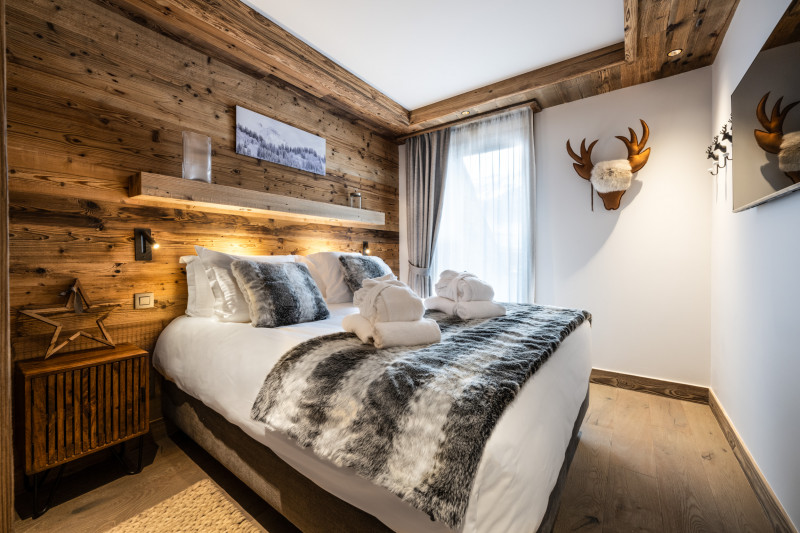 apartment-four-room-cabin-eight-people-residence-falcon-lodge-meribel-oxygene-ski-collection