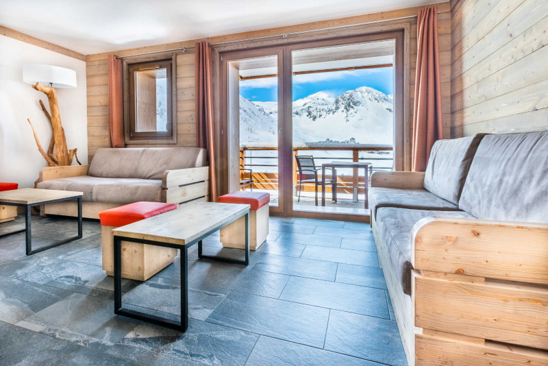 location-apartment-twelve-people-cap-neige-tignes-ski-in-ski-out-oxygene-ski-collection