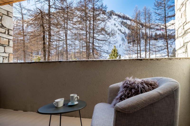 vail-lodge-val-disere 8 people apartment ski-in ski-out OSC