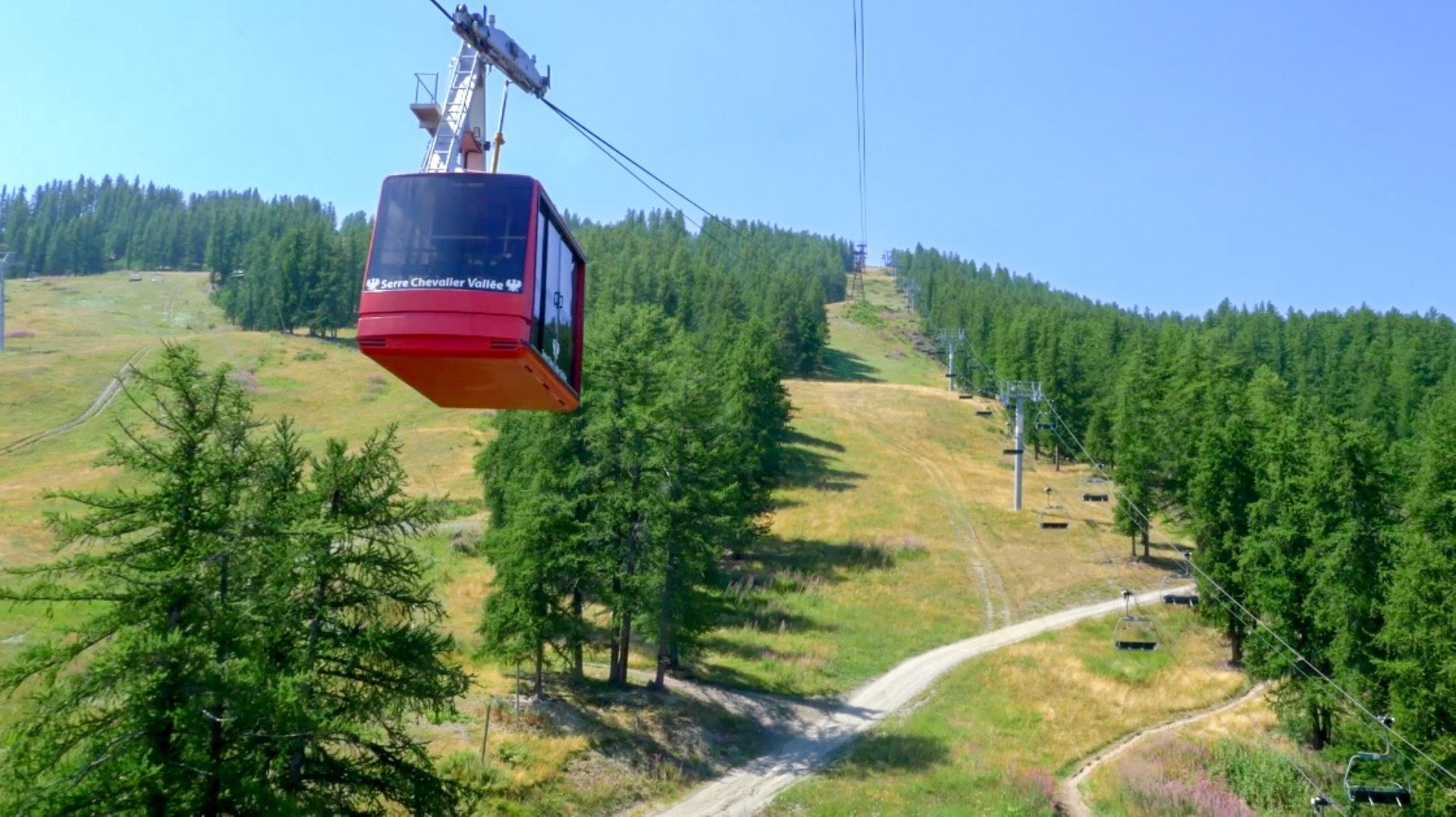 serre-chevalier-cable-car-summer-french-alps