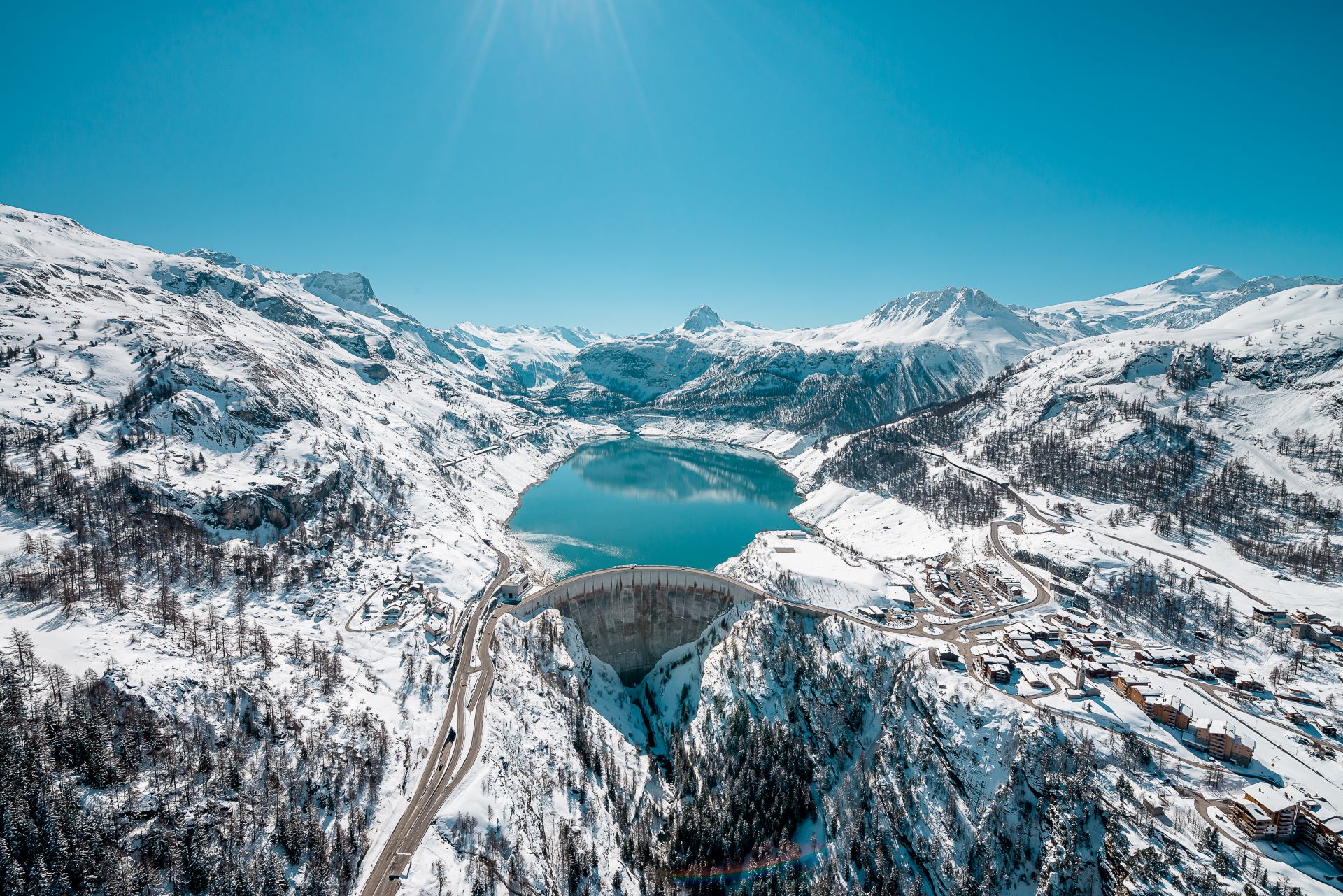 tignes-lake-ski-resort-winter-french-alps